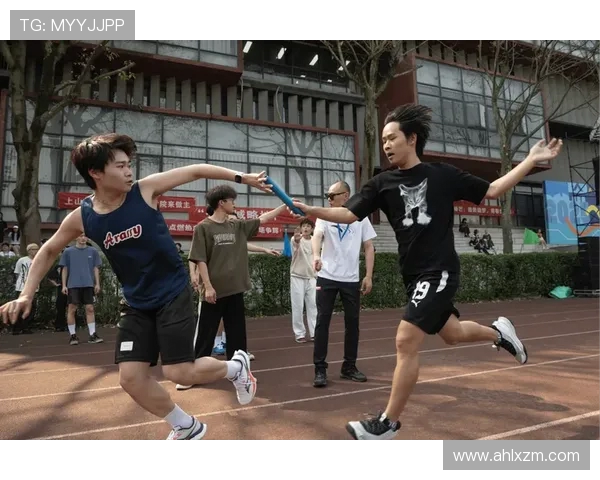 奋勇拼搏激情燃烧展现青春力量的国际体育竞技盛会 奋勇拼搏激情燃烧展现青春力量的国际体育竞技盛会