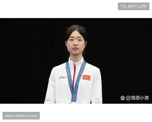 黄静回顾CSGO职业生涯的辉煌与挑战分享